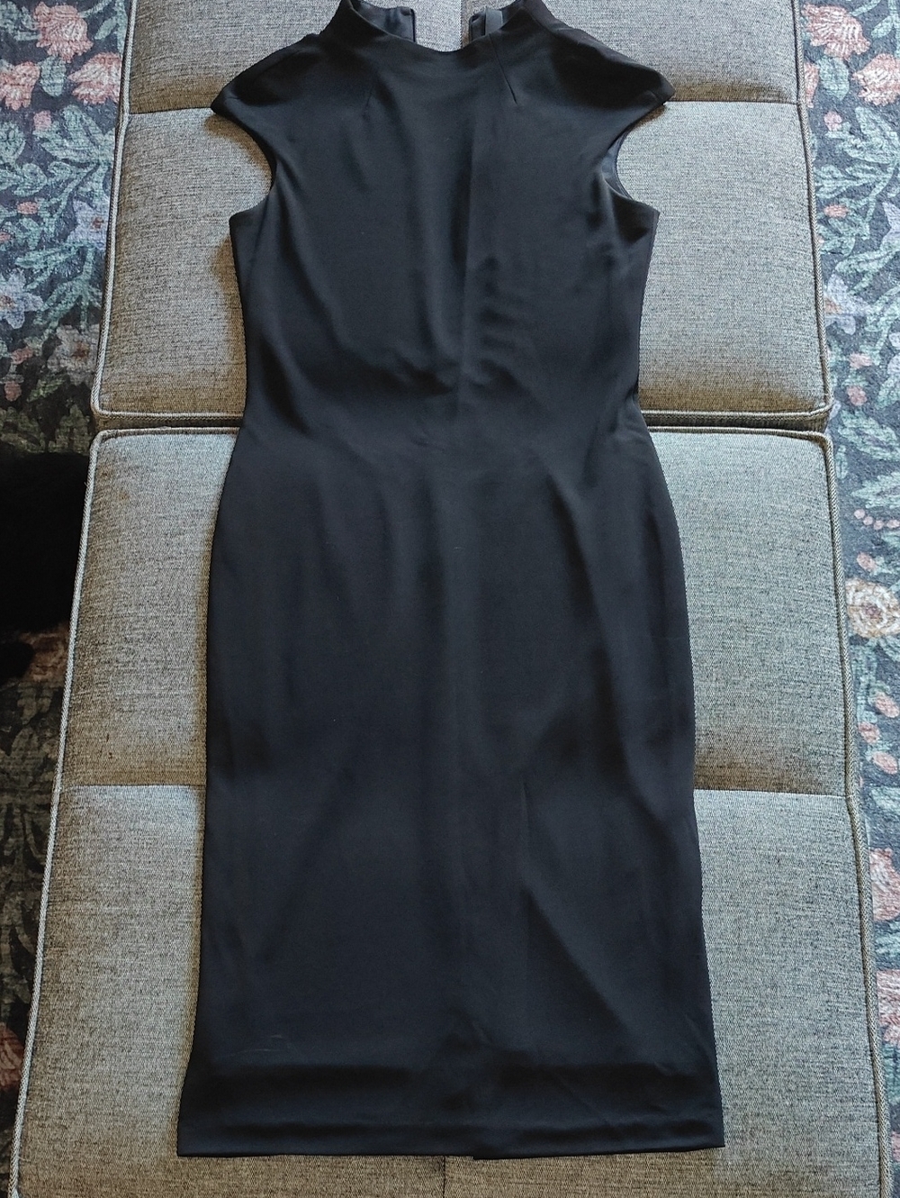 Laundry By Shelli Segal Black Midi Sheath Dress